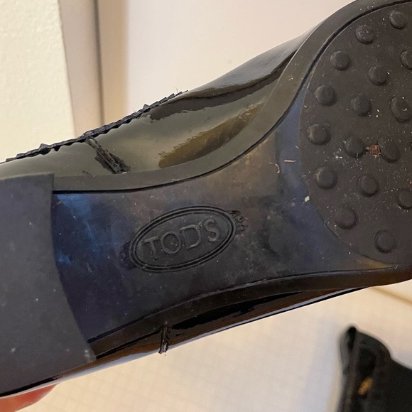Authentic TOD’S Chelsea ankle boots